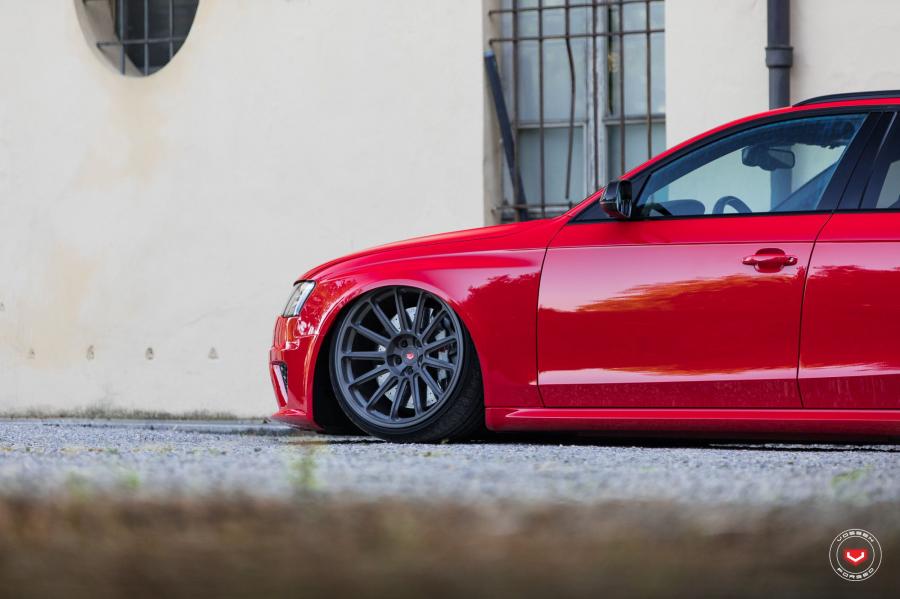  Audi RS4 Avant on Vossen Wheels (GNS-3) 2019 года  (фото 8 из 28)